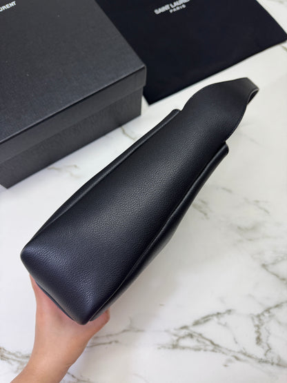 YSL LE 5 A 7 Hobo Small Black