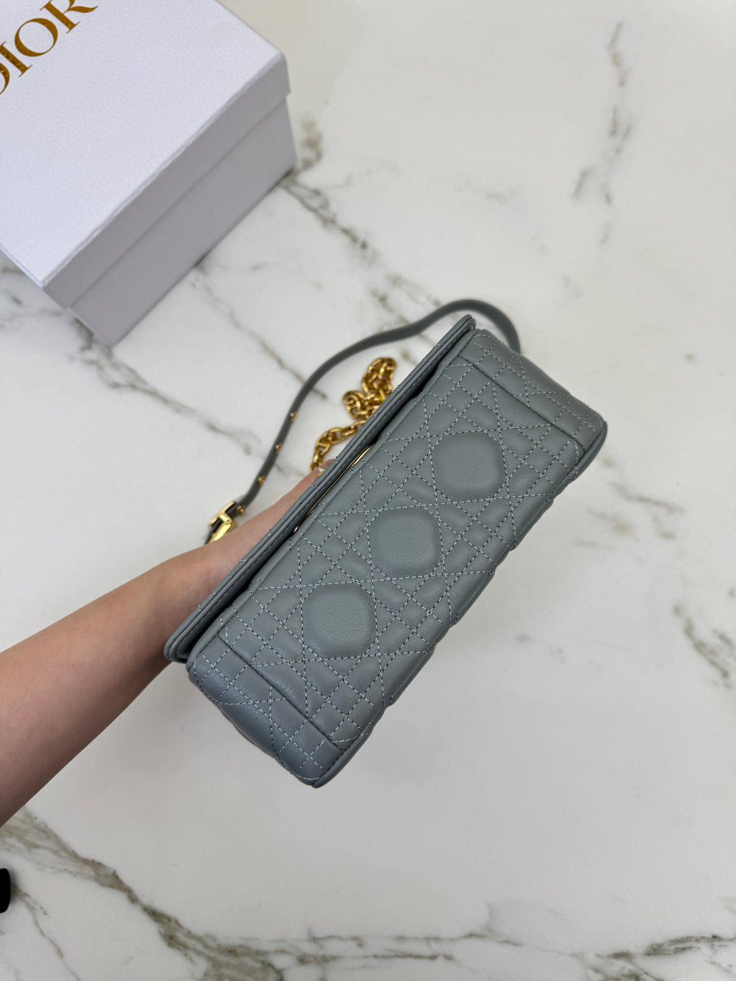 DIOR Caro Small 石灰色