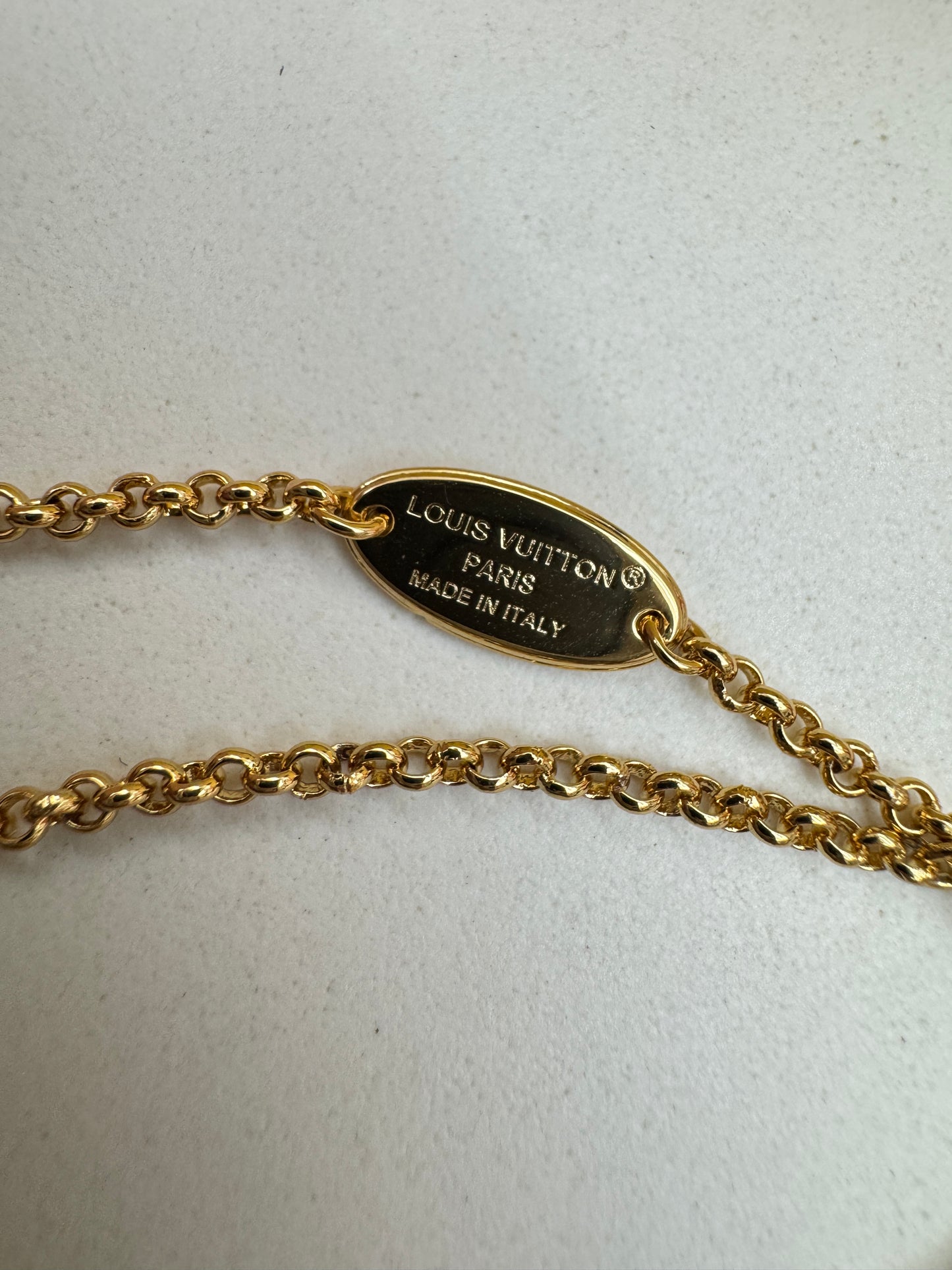 LV Lady LV Necklace