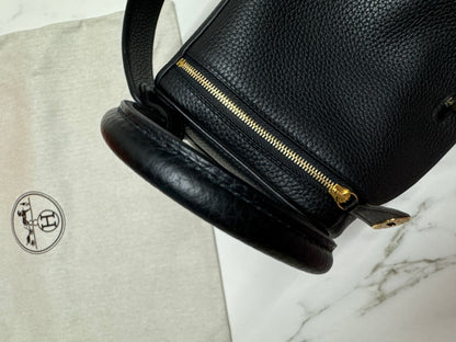 HERMES Lindy26 黑色金扣 TC
