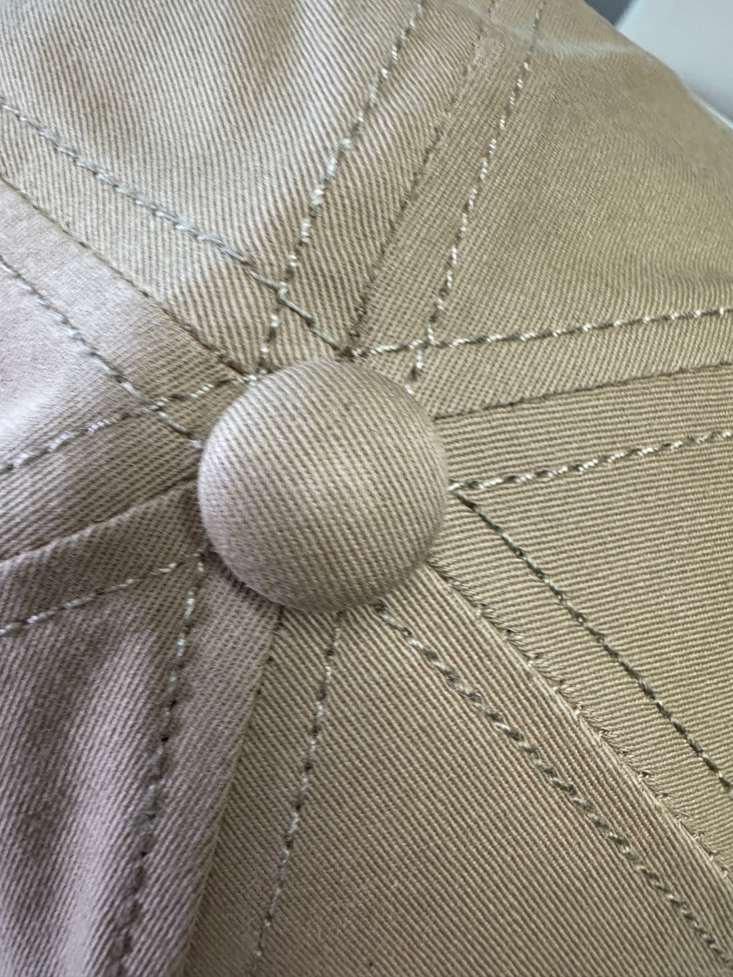 CELINE 凱旋門鴨舌帽 卡其色