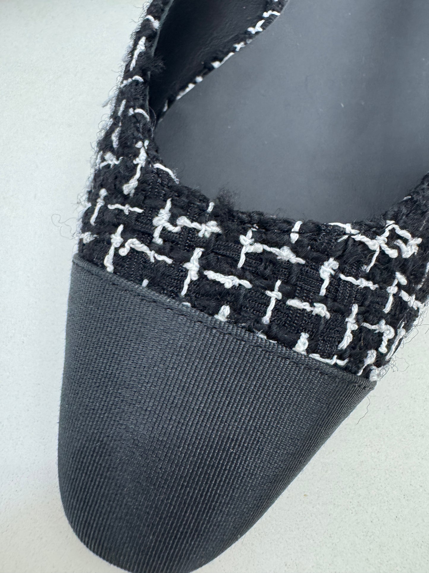 CHANEL Slingback Tweed 黑白粗花呢