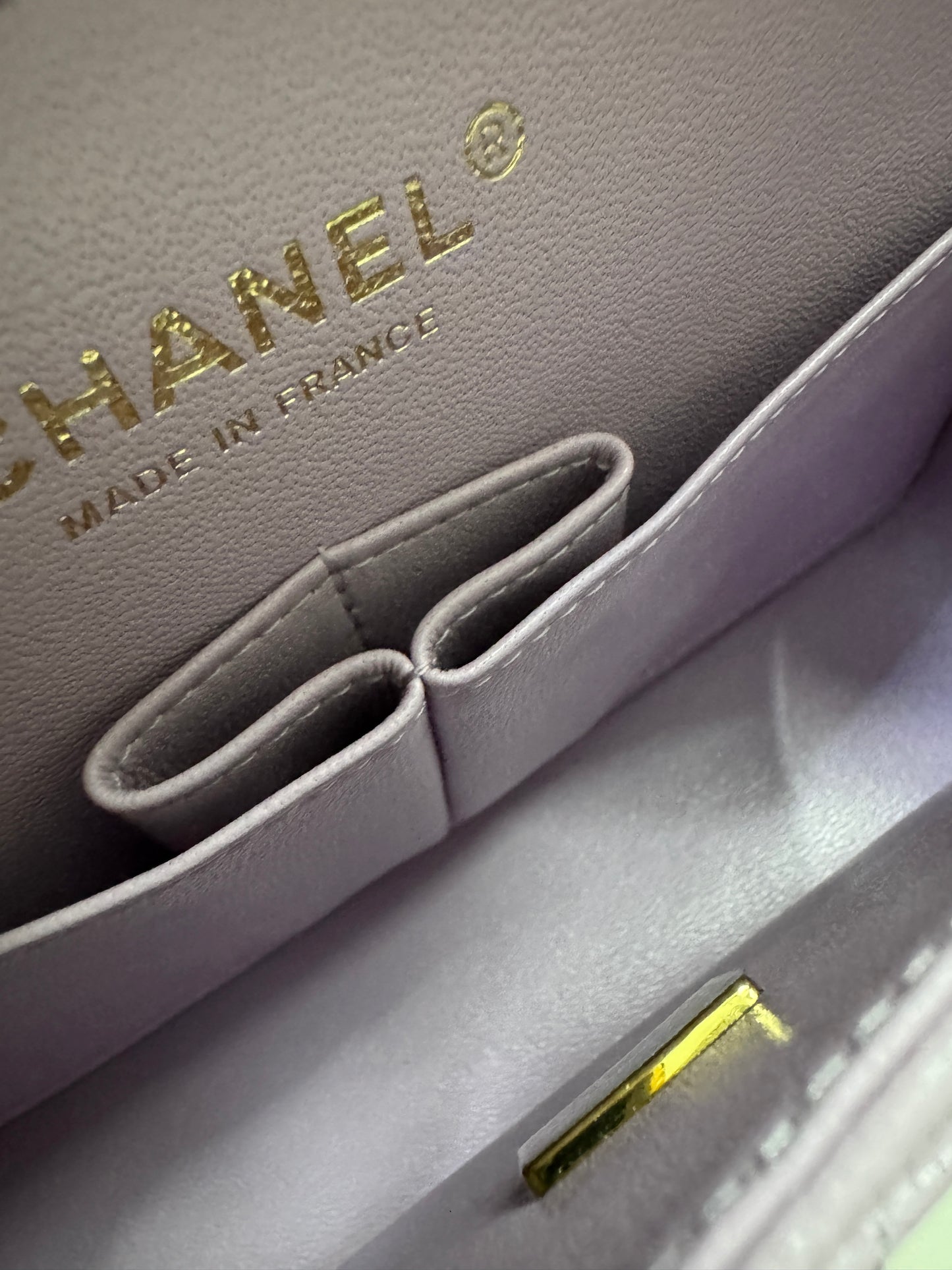 CHANEL 24A紫粉色 CF23 Small