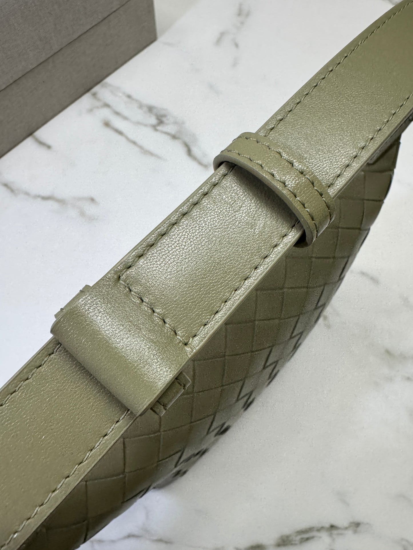 BV Wallace Travertine 洞石綠