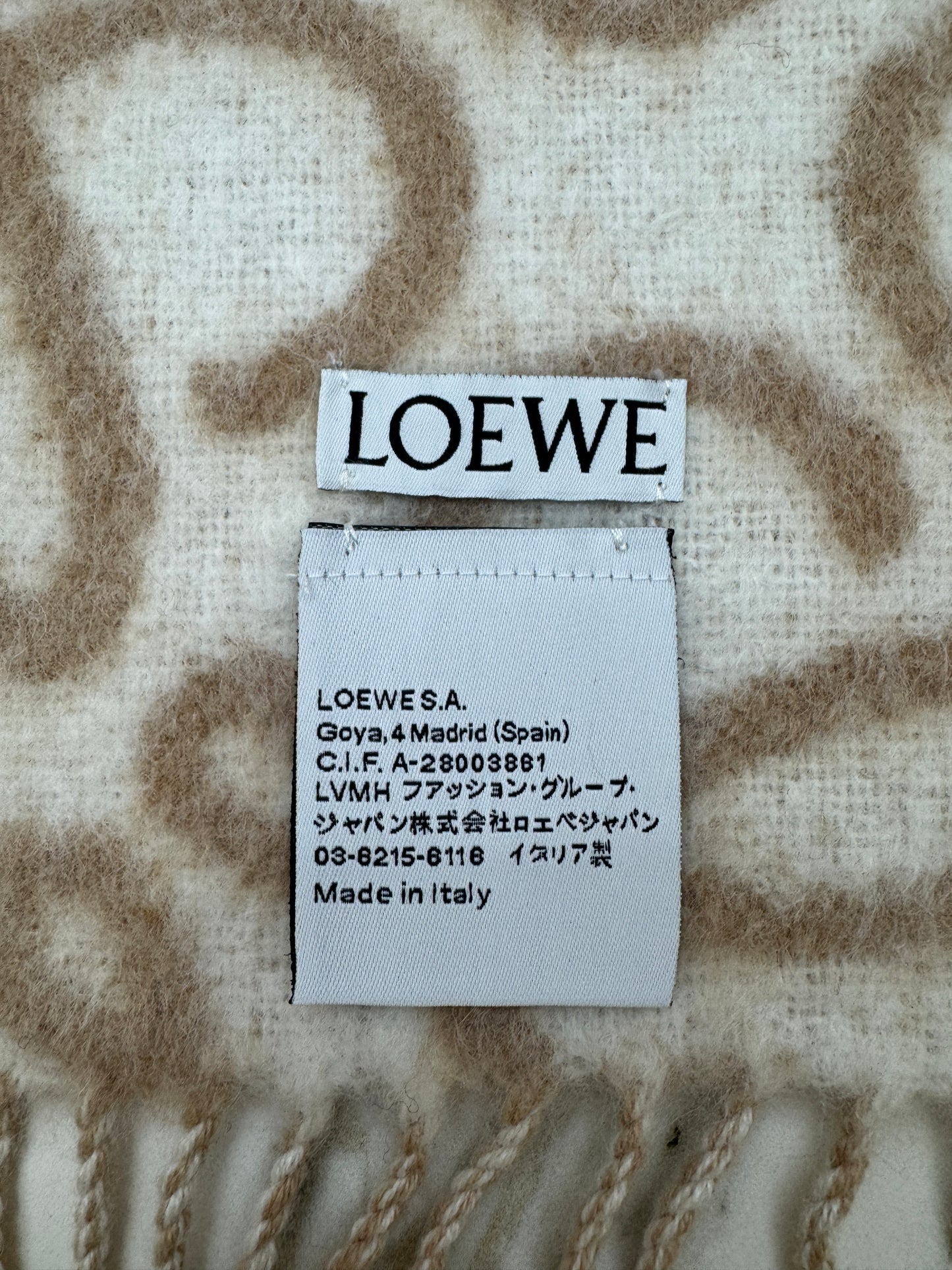 LOEWE 羊駝毛雙面Scarf 奶茶色