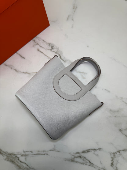 HERMES In The Loop 豬鼻菜籃子 M4奶灰色銀扣 Gris Pale PHW