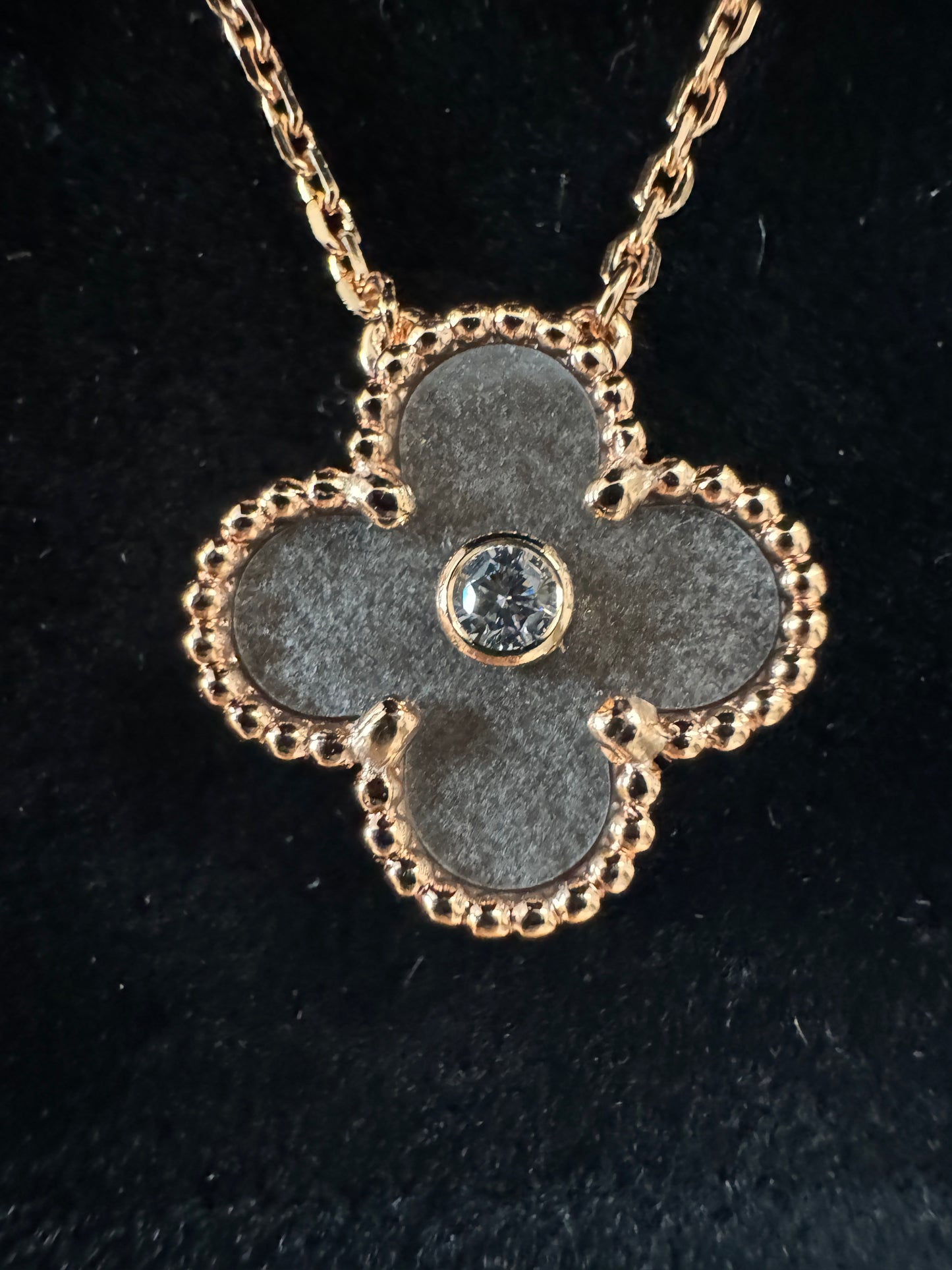 VCA 銀耀石玫瑰金項鏈［2023聖誕款］