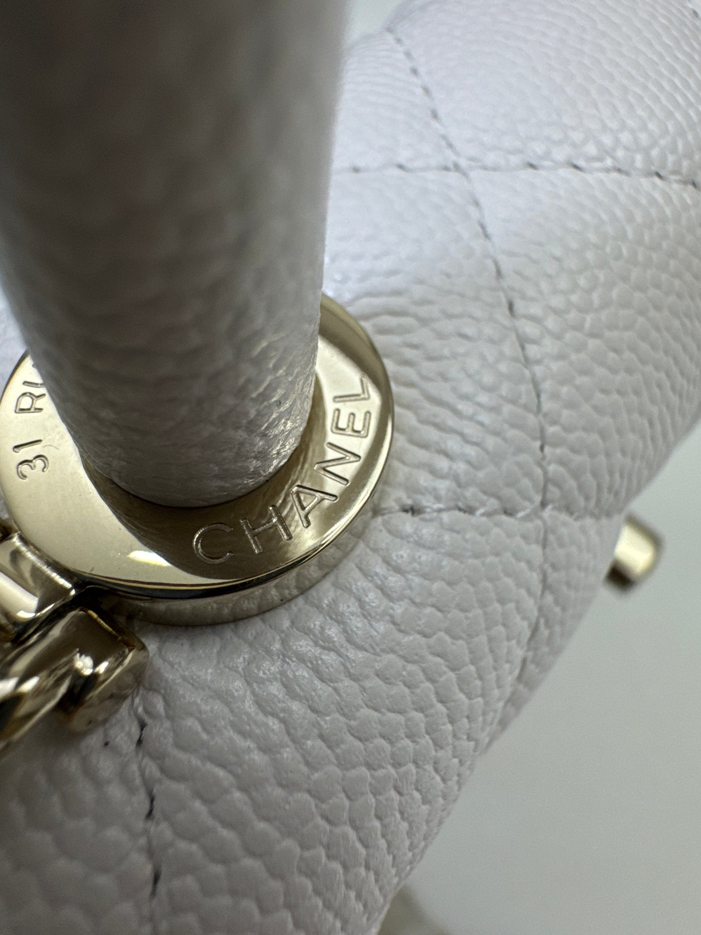 CHANEL Coco Handle Nano 白色