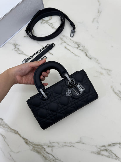DIOR D-joy Small Matte Black