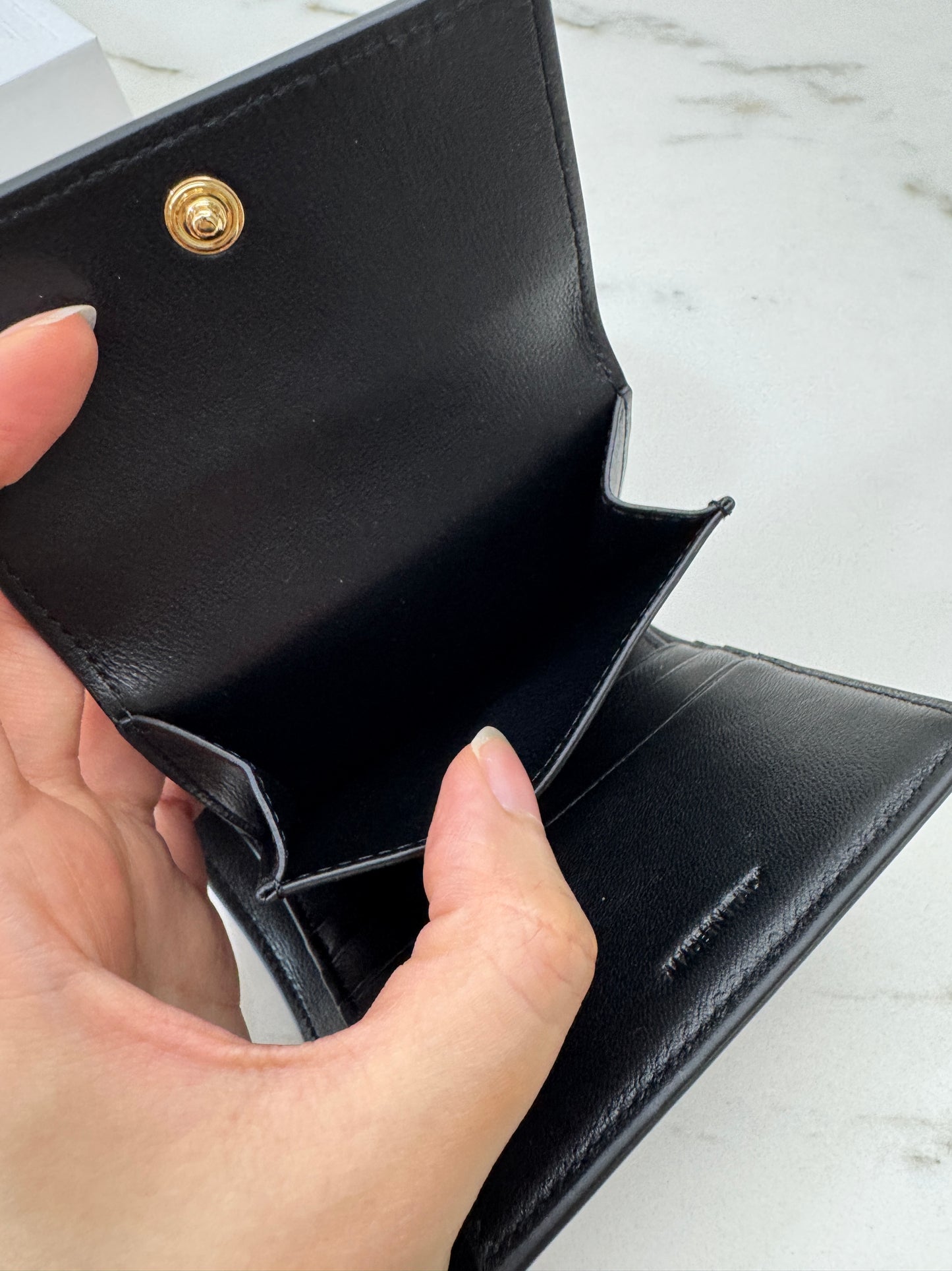 CELINE Wallet 凱旋門金扣Box皮