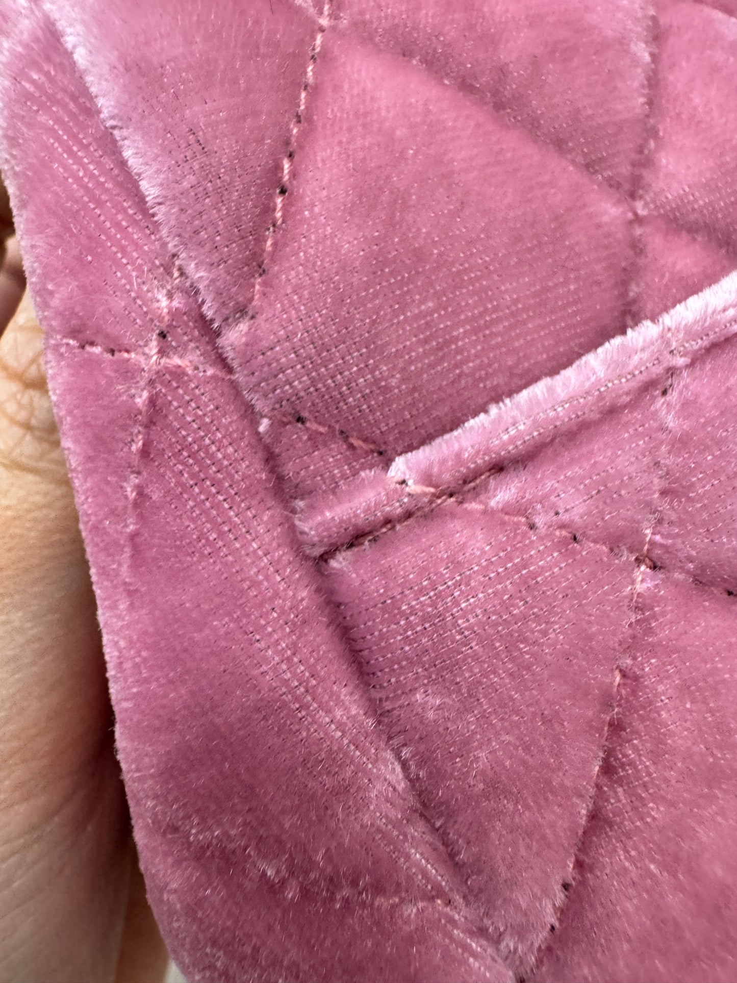 CHANEL 天貓精靈 乾燥玫瑰粉絲絨