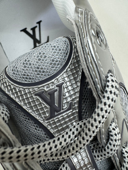 LV Olympia Sneaker 銀色運動鞋