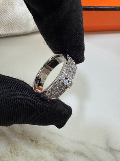 HERMES Kelly 滿鑽戒指 白金色