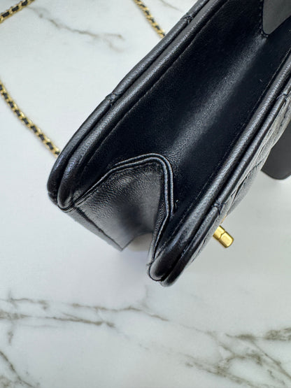CHANEL 25B 手柄郵差 Wallet on Chain