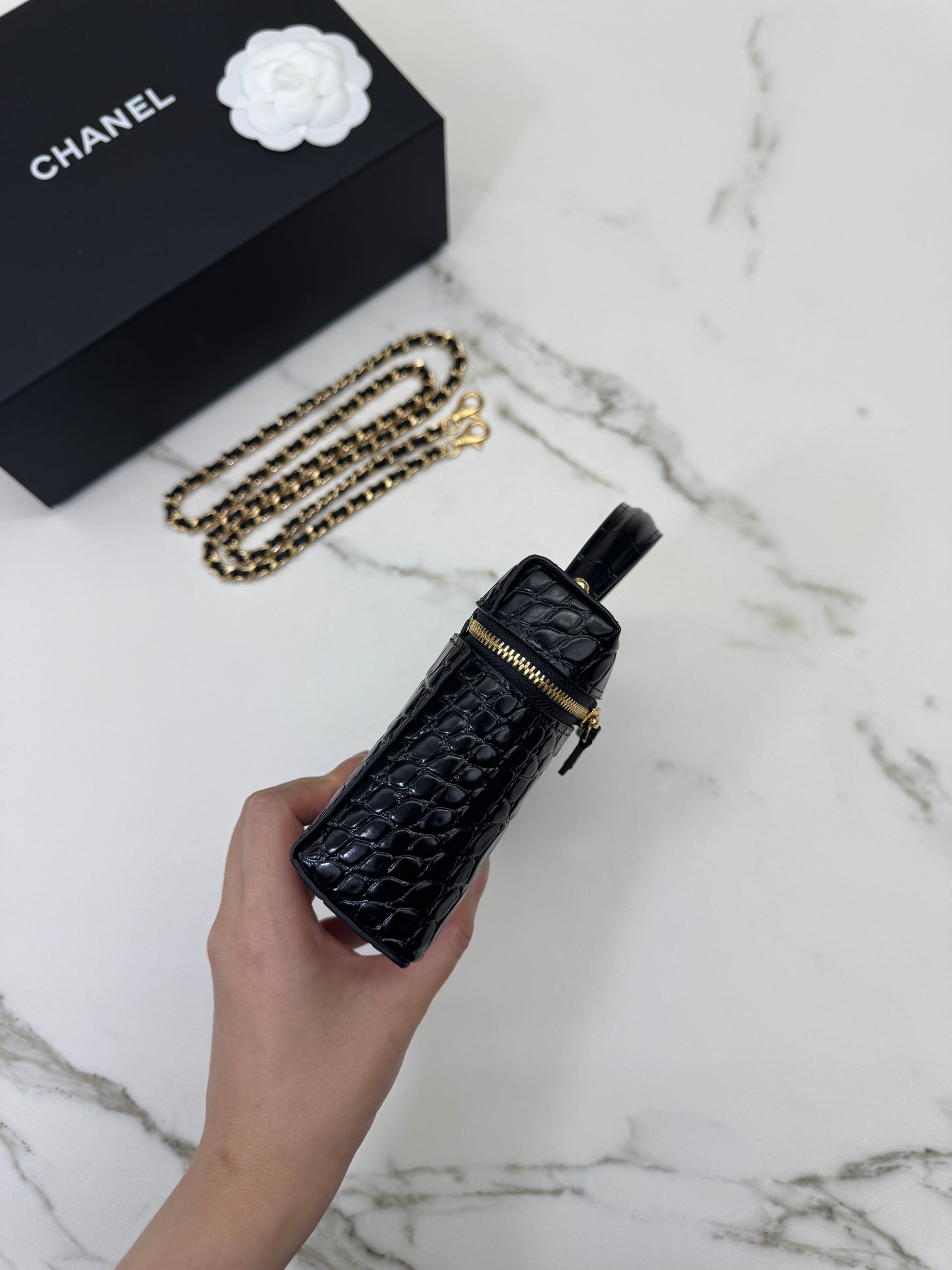 CHANEL 26A 鱷魚壓紋LP盒子 黑色￼