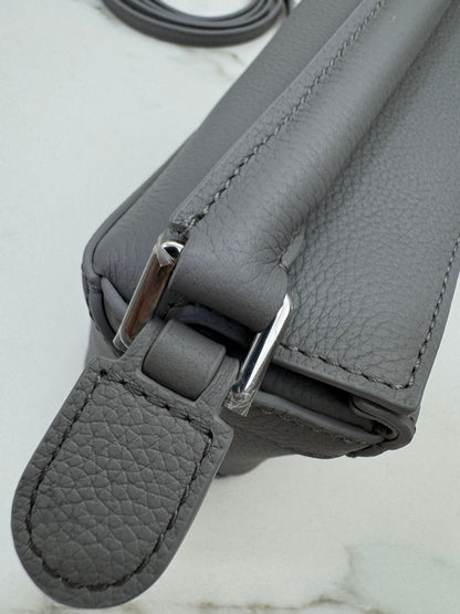 LOEWE Mini Puzzle 珍珠灰