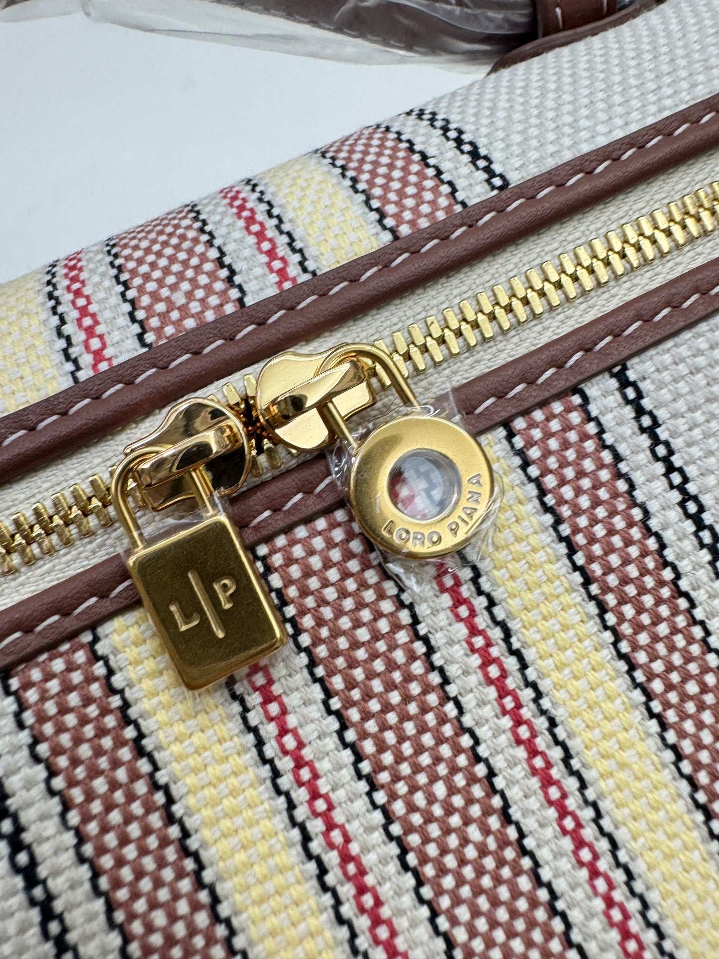 LORO PIANA Extra Pocket 19 帆布