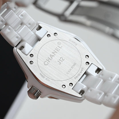 CHANEL J12 33mm