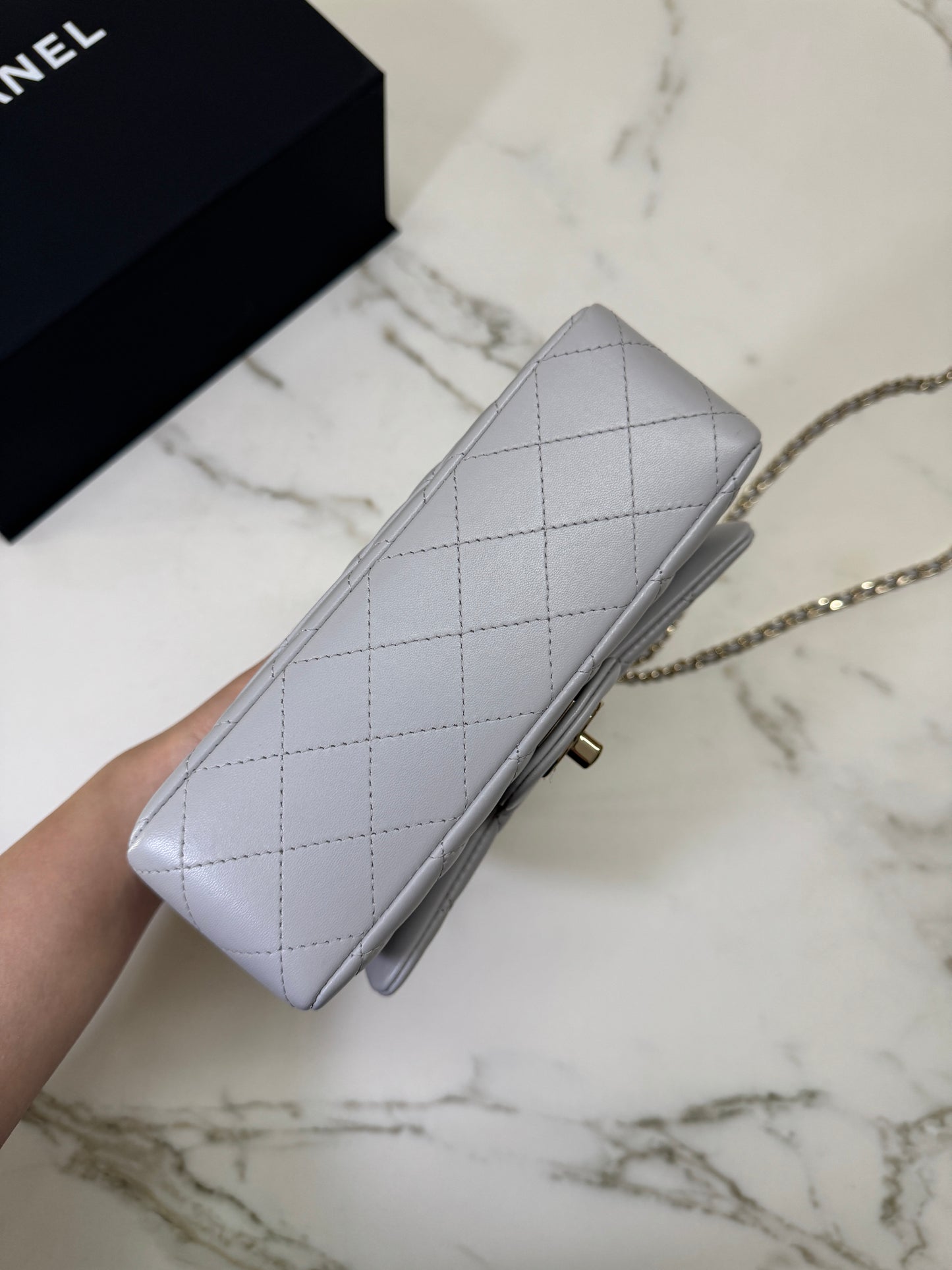 CHANEL Mini CF Handle 25P 淺灰色羊皮