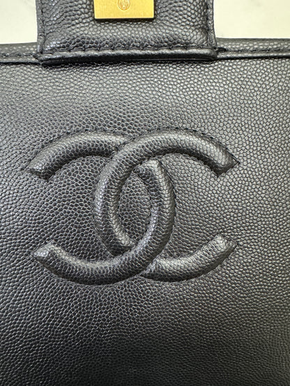 CHANEL 25B 四葉草郵差背包