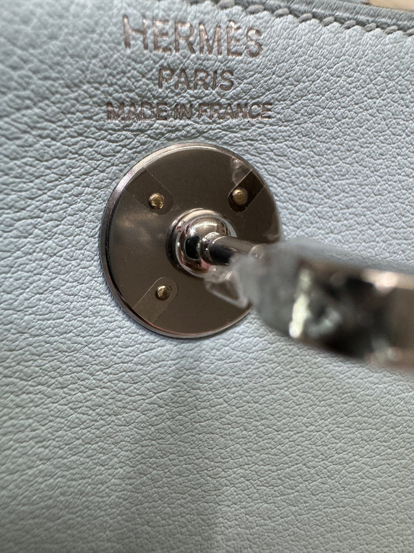 HERMES Mini Lindy 霧霾藍T0 銀扣 swift