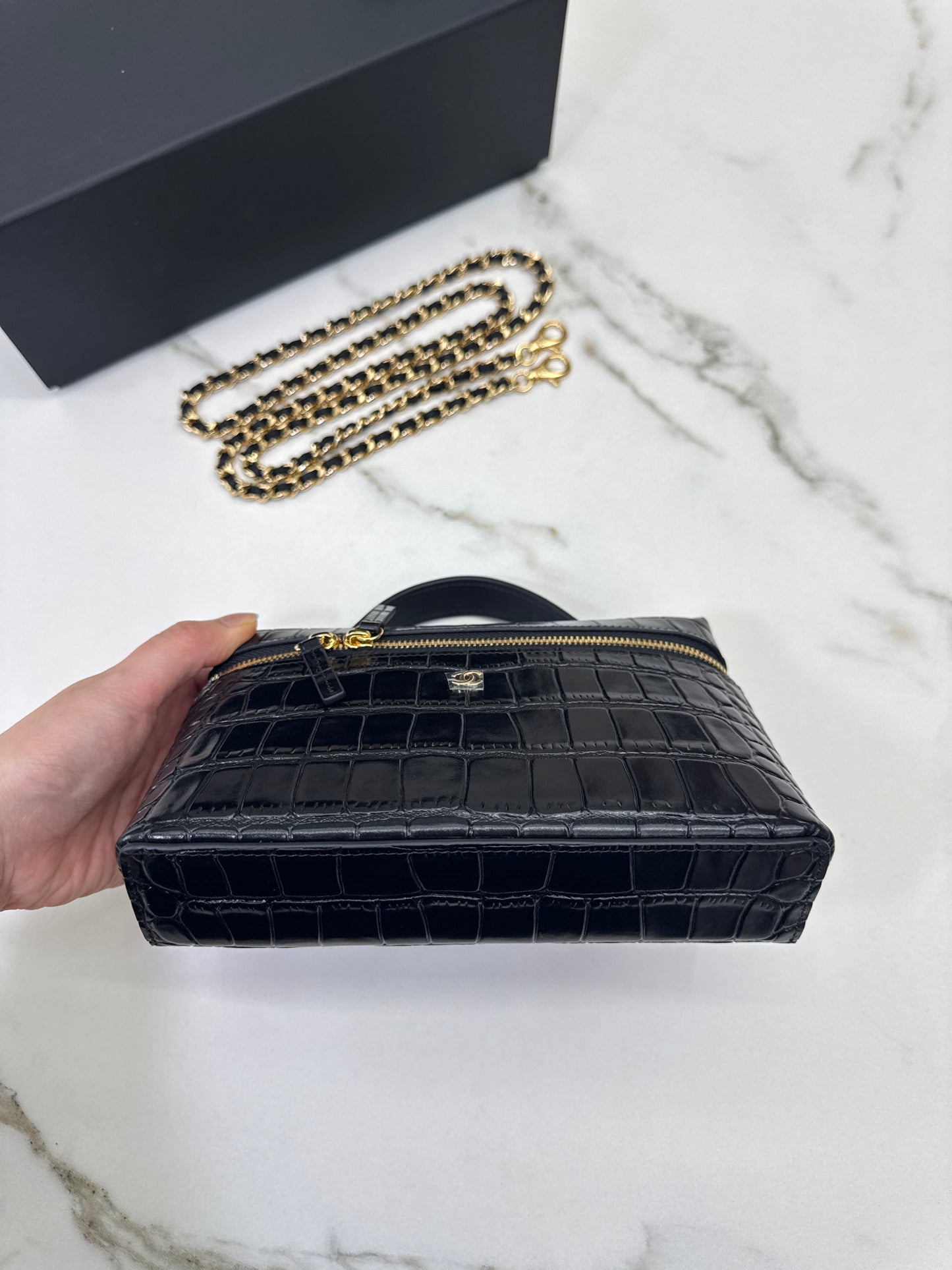 CHANEL 26A 鱷魚壓紋LP盒子 黑色￼