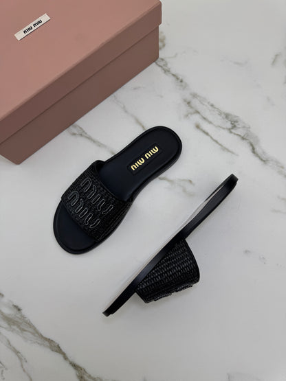 MIU MIU 草編拖鞋 黑色