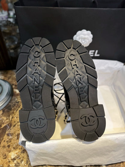 CHANEL 鏈條馬丁靴 23b 可拆卸鏈條￼