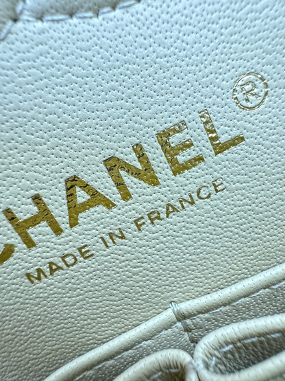 CHANEL CF23 Small 米杏色牛皮金扣 Beige Caviar Calfskin GHW