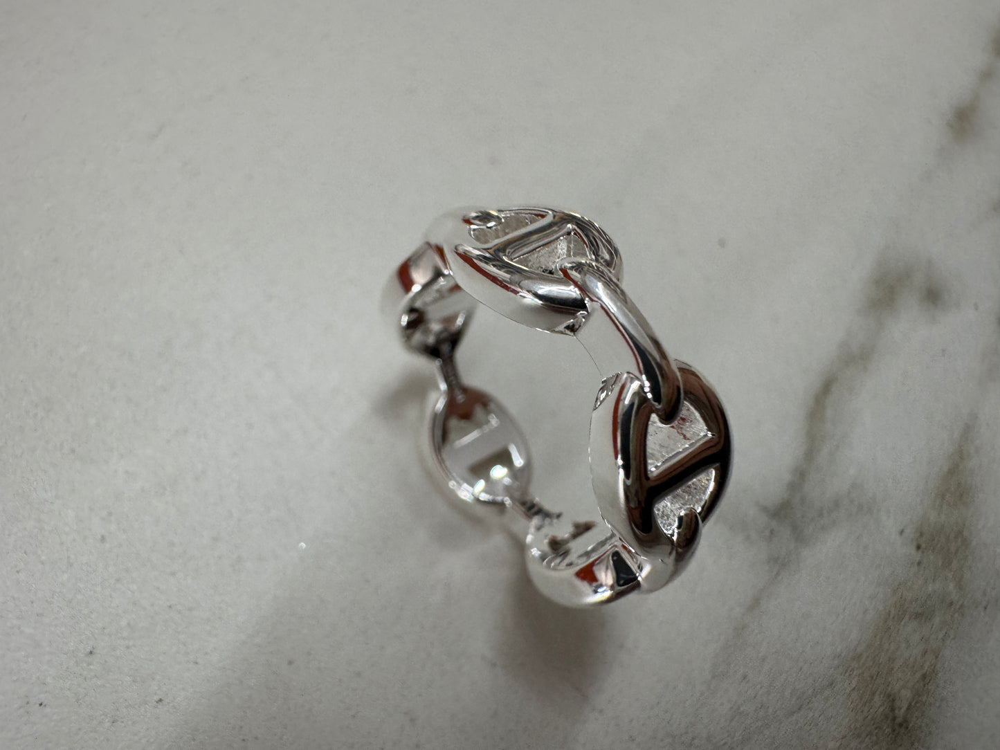 HERMES Chaine d’acre Enchainee 豬鼻戒指