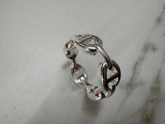 HERMES Chaine d’acre Enchainee 豬鼻戒指