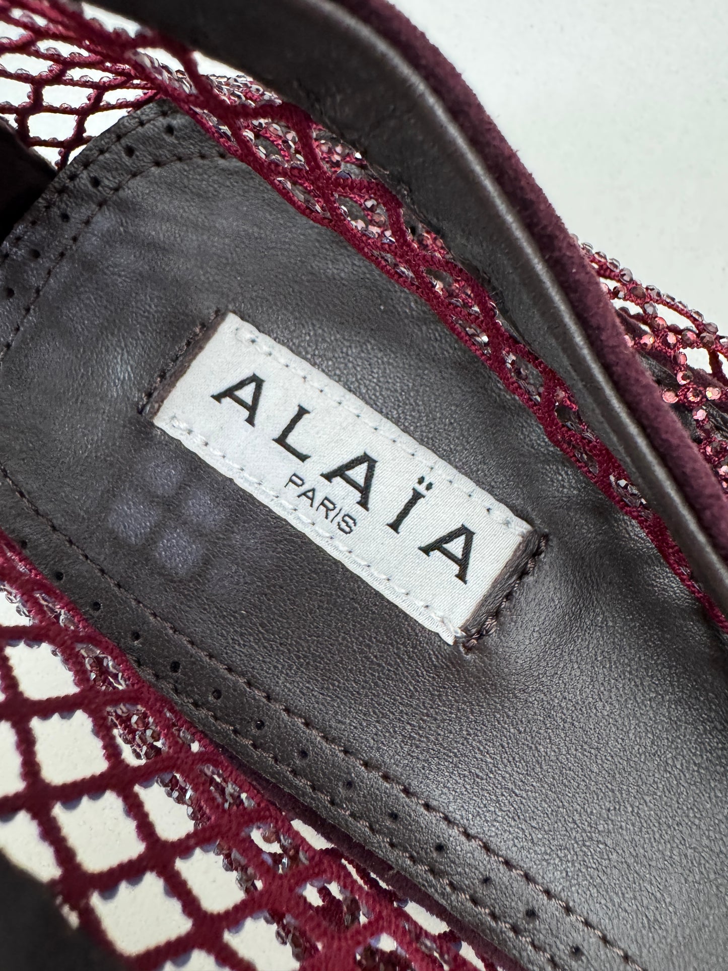 ALAIA 水晶漁網鞋 酒紅色