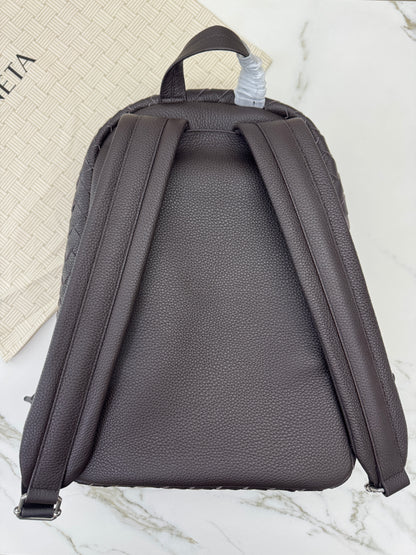 BV Intrecciato Backpack Grained Calfskin Fondant