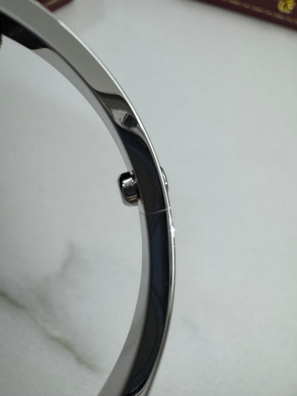 CARTIER Love Bracelet Medium