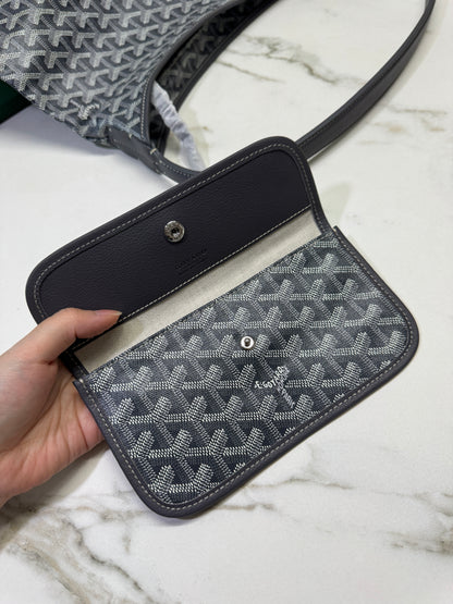 GOYARD 灰色Hobo 紅色小愛心