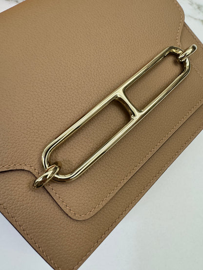 HERMES Roulis 19 奶茶色淺金扣 Chai Evercolor PBHW
