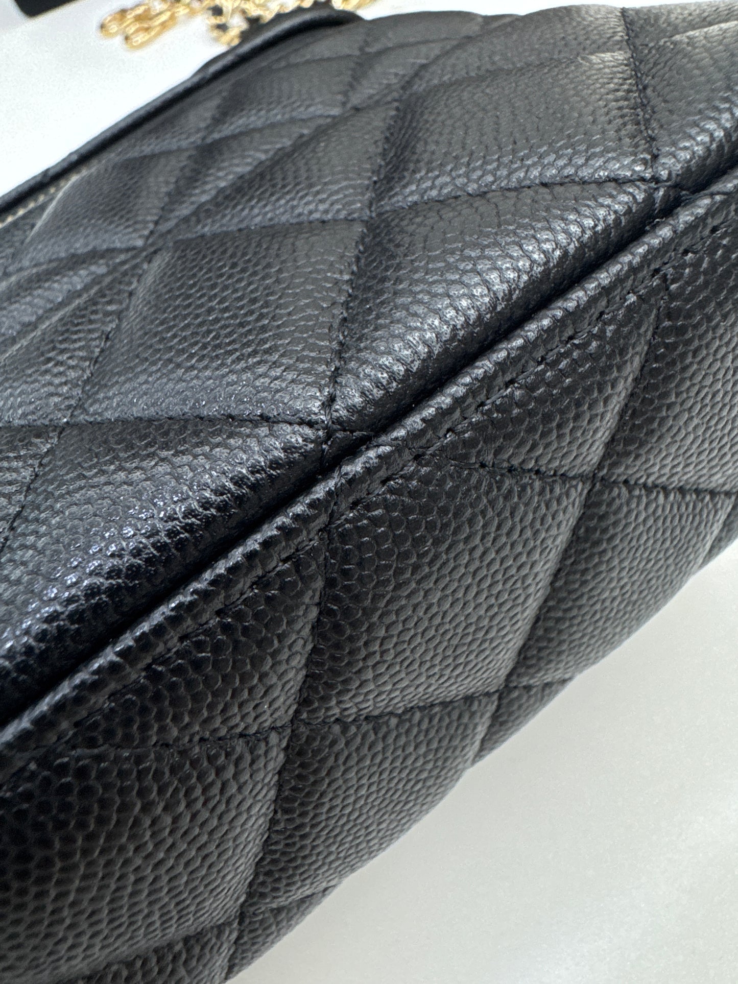 CHANEL 26B 新版腰線LP盒子包 Vanity