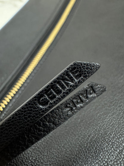 CELINE Soft Triomphe Half Moon 黑色