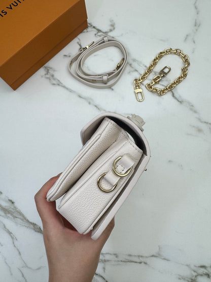 LV Pochette Metis East-West 漸變紫