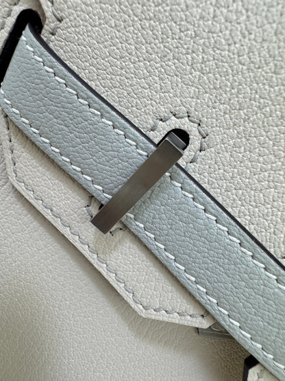 HERMES Birkin 30 SO 珍珠灰拼奶昔白山羊皮 拉絲銀扣 Chevre Mysore Gris Pearl x Craie