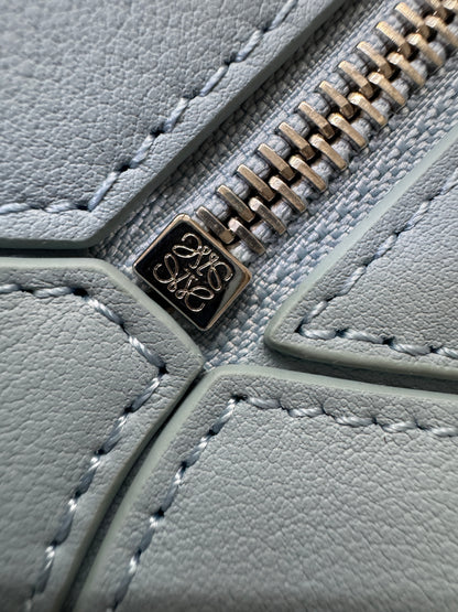 LOEWE Puzzle Small 天藍色