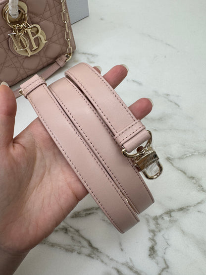 DIOR D-Joy Medium 胭脂粉