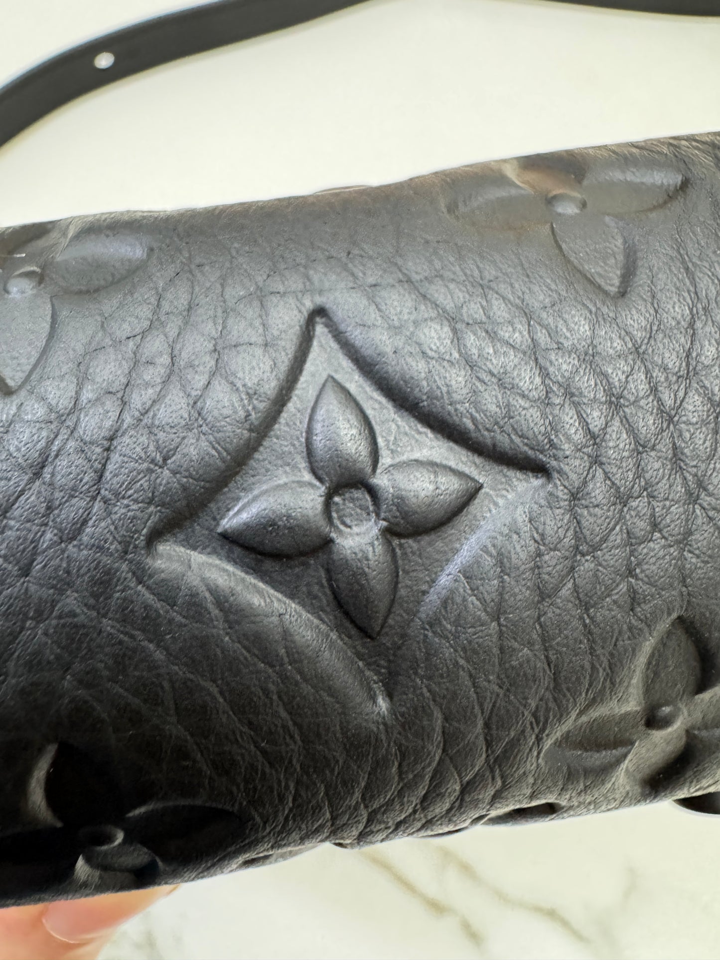 LV Steamer Wearable Wallet - Monogram Taurillon Leather
