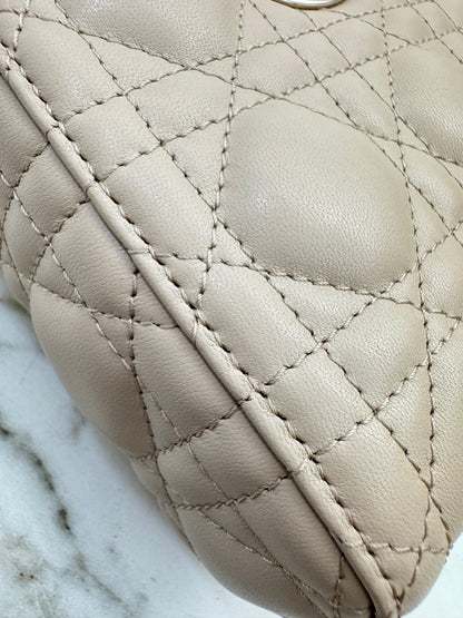 DIOR D-Joy Small 胭脂米 Powder Beige￼