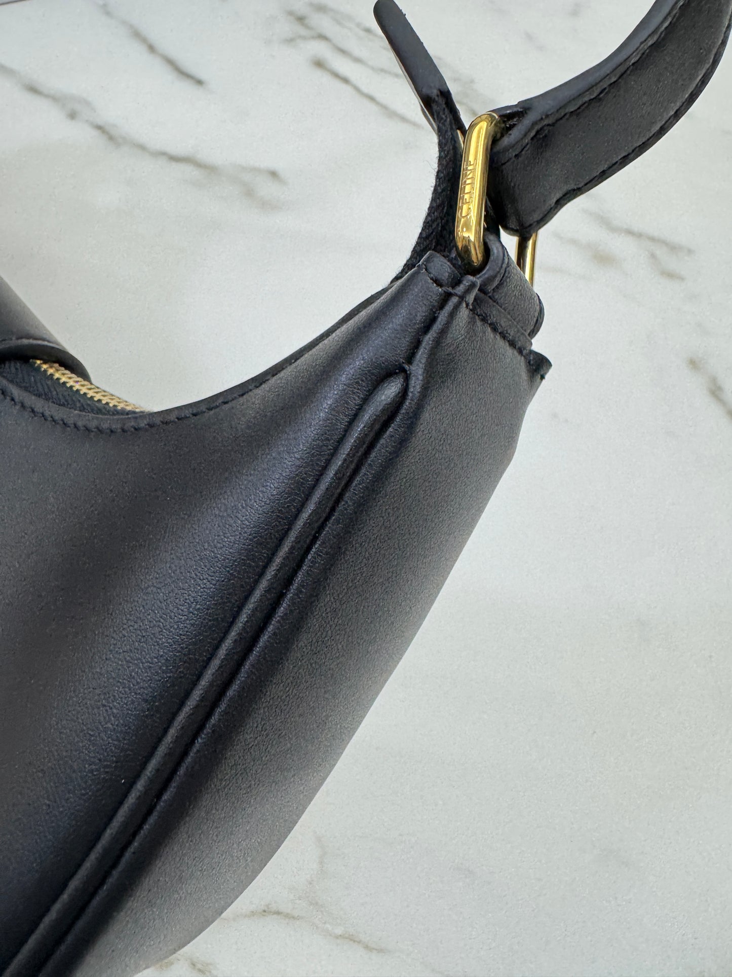 CELINE Ava Triomphe Hobo