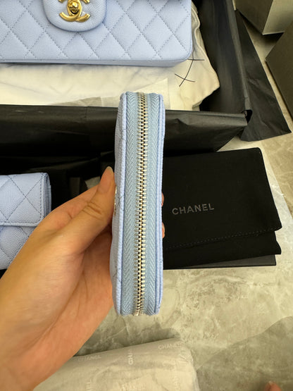 CHANEL 經典拉鏈卡包 寶寶藍23P