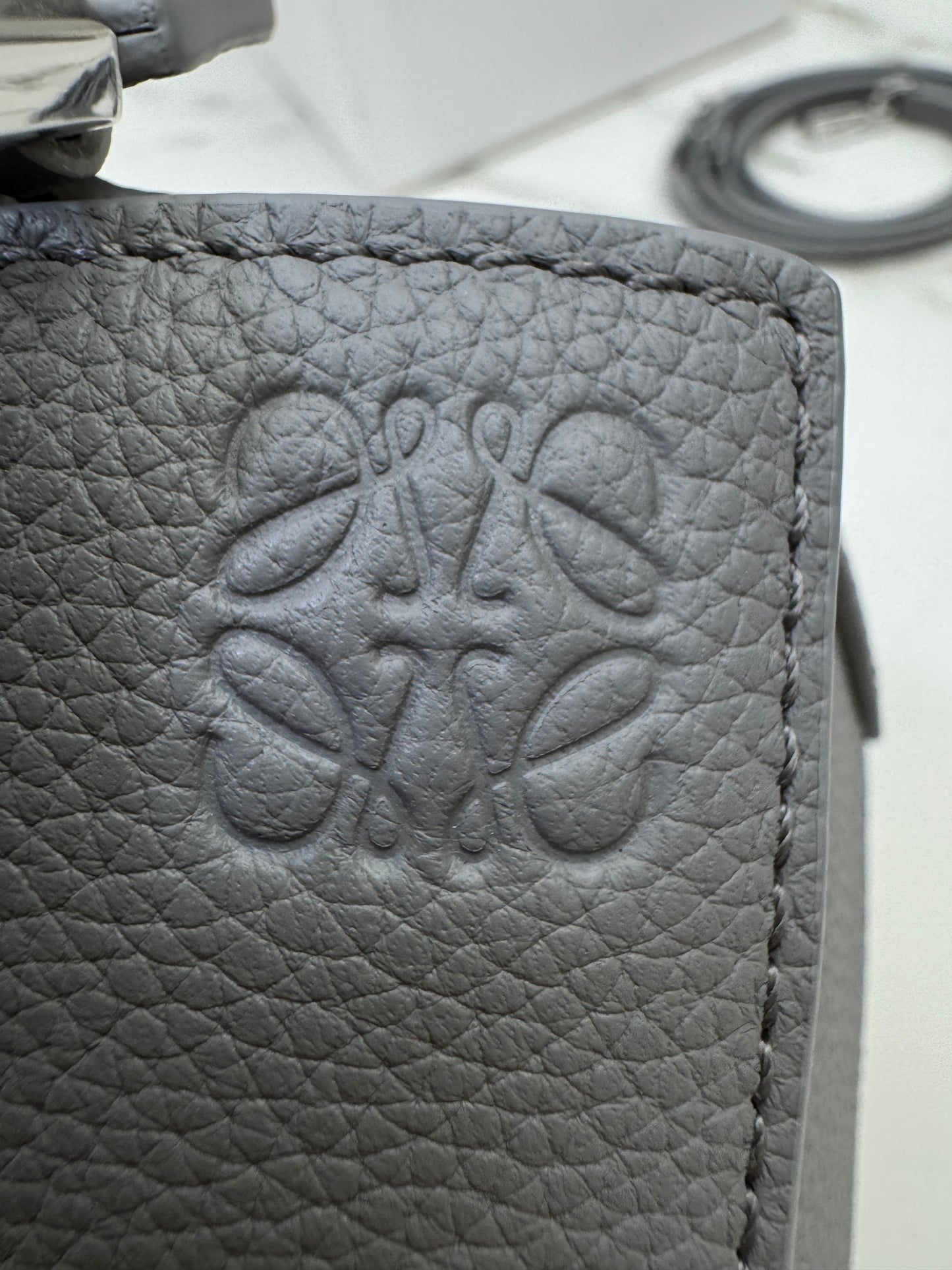 LOEWE Mini Puzzle 珍珠灰