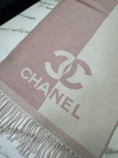 CHANEL 24A粉白拼色圍巾 100% 綿羊毛 184x34cm