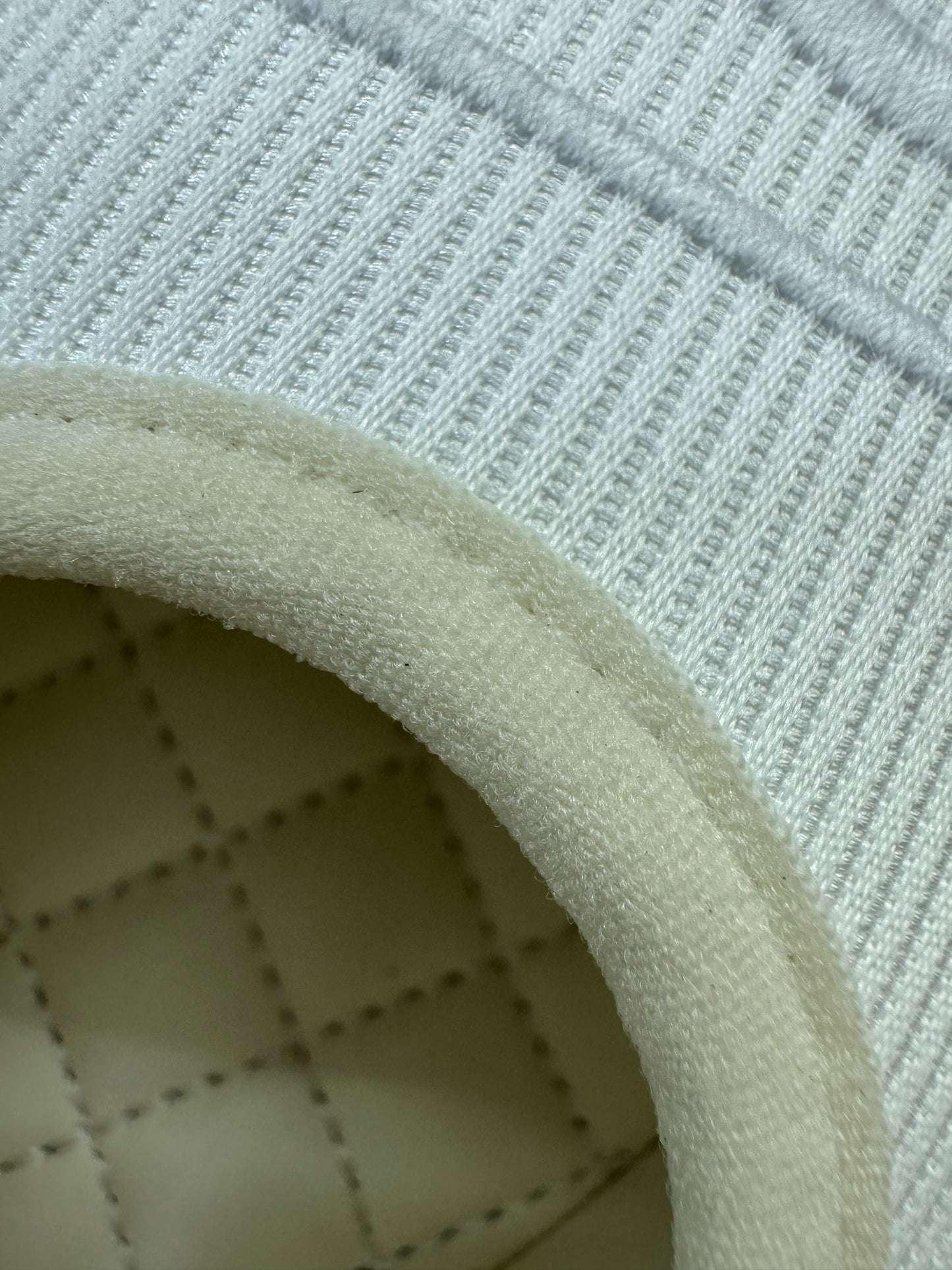 CHANEL 24S Mary Jane 芭蕾舞鞋 白色娟布