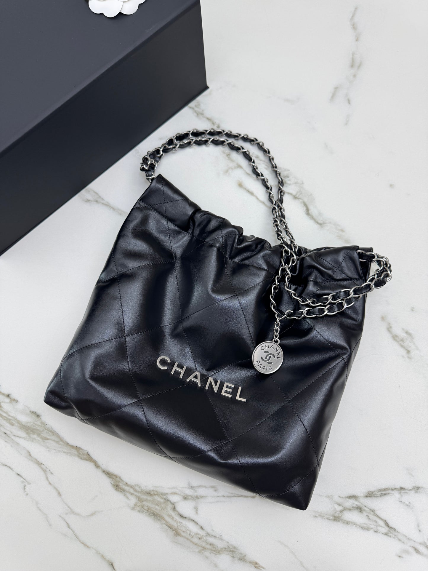 CHANEL 22Bag 黑銀 Small